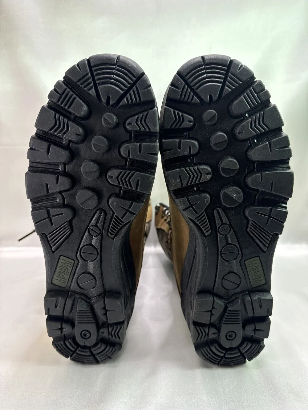 Magnum Spotter LF Boots 9.5 Nutshell/Advantage MiniPrint